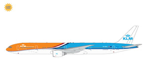 Pre-Order - GJKLM2268F - Gemini Jets 1/400 KLM Boeing 777-300ER "New Orange Pride Livery / Flaps Down" - PH-BVA