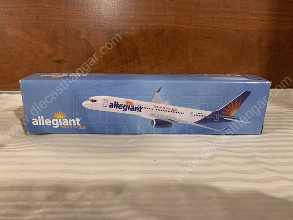 Flight Miniatures Allegiant Air Boeing 757-200 - 1/200 Scale - ABO-75720H-059 - N902NV