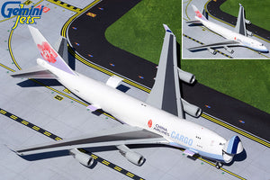 G2CAL929 - Gemini Jets 1/200 China Airlines Cargo Boeing 747-400F “Interactive” - B-18710