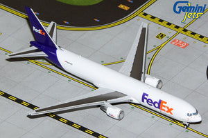 GJFDX1994 - Gemini Jets 1/400 FedEx Boeing 767-300ERF(W) - N104FE